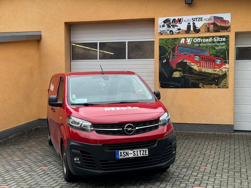 Opel VIVARO- E Bj. 2023
