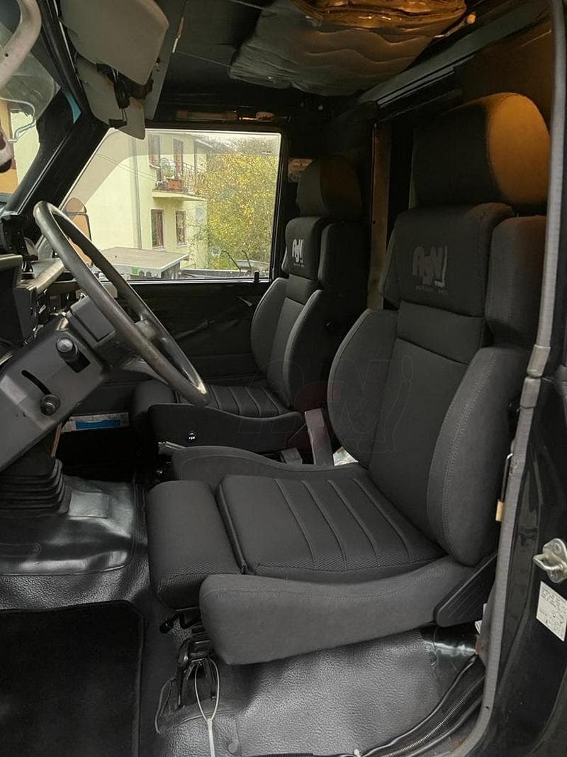 Toyota Landcruiser HZJ75