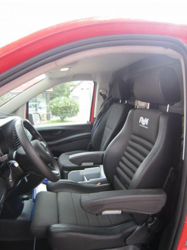 Mercedes Vito für Miele