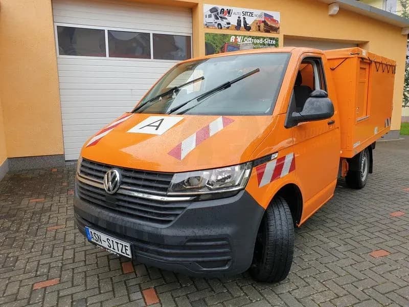 Kommunal‑LWS‑Sitze – Kommunalfahrzeugsitze für Hessen Mobil / VW T6 – Stadt Lohmar (NRW)
