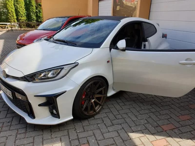 Toyota YARIS GR 40